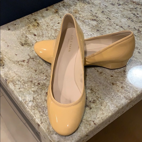 Cole Haan Sadie Wedge - Picture 3 of 10